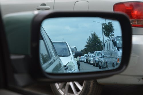 5 Trucs et astuces faciles pour éviter le trafic sur votre trajet